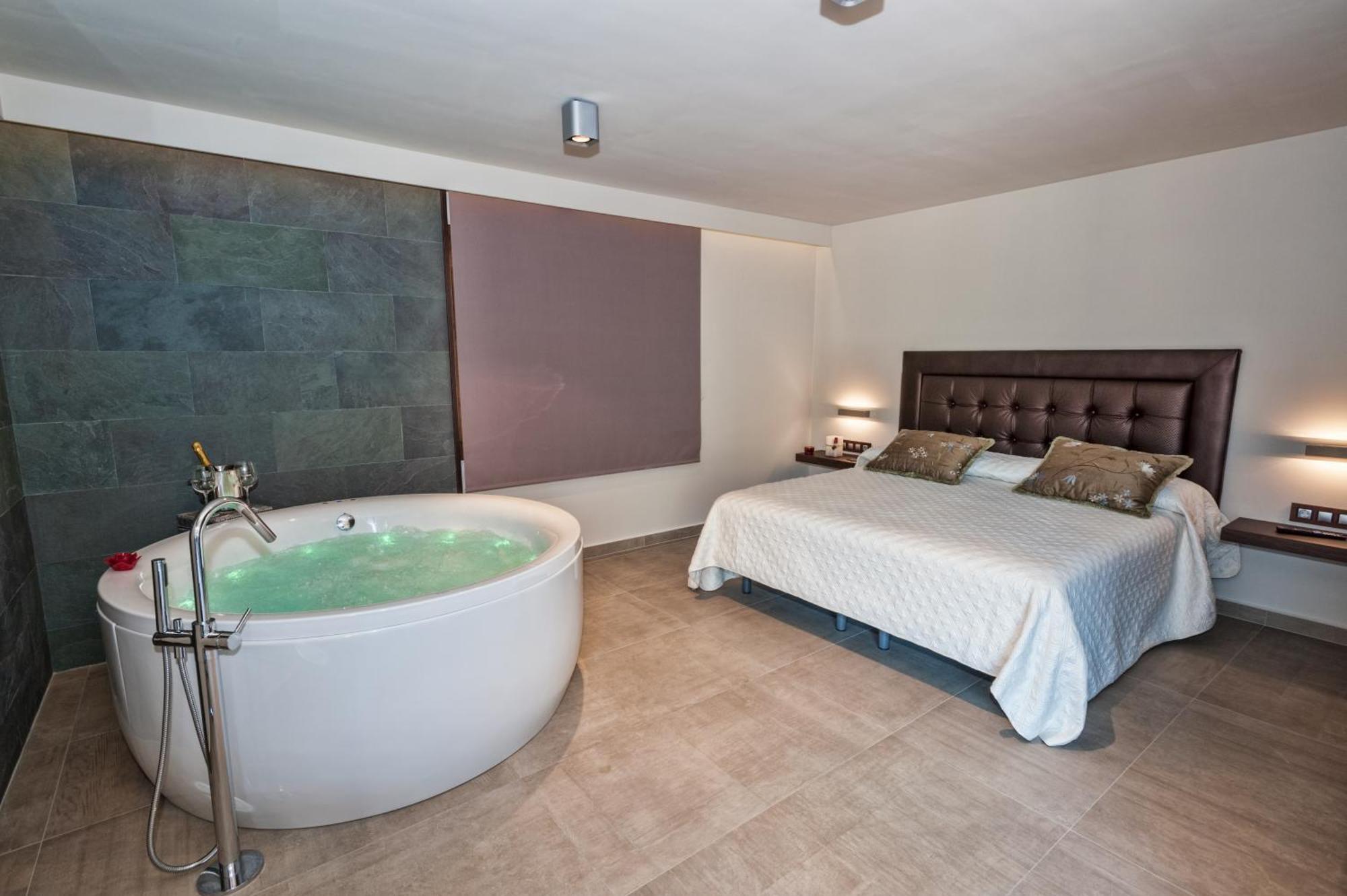 Suites Finca Los Olivos อัลกาลา เดล ฆูการ์ ภายนอก รูปภาพ