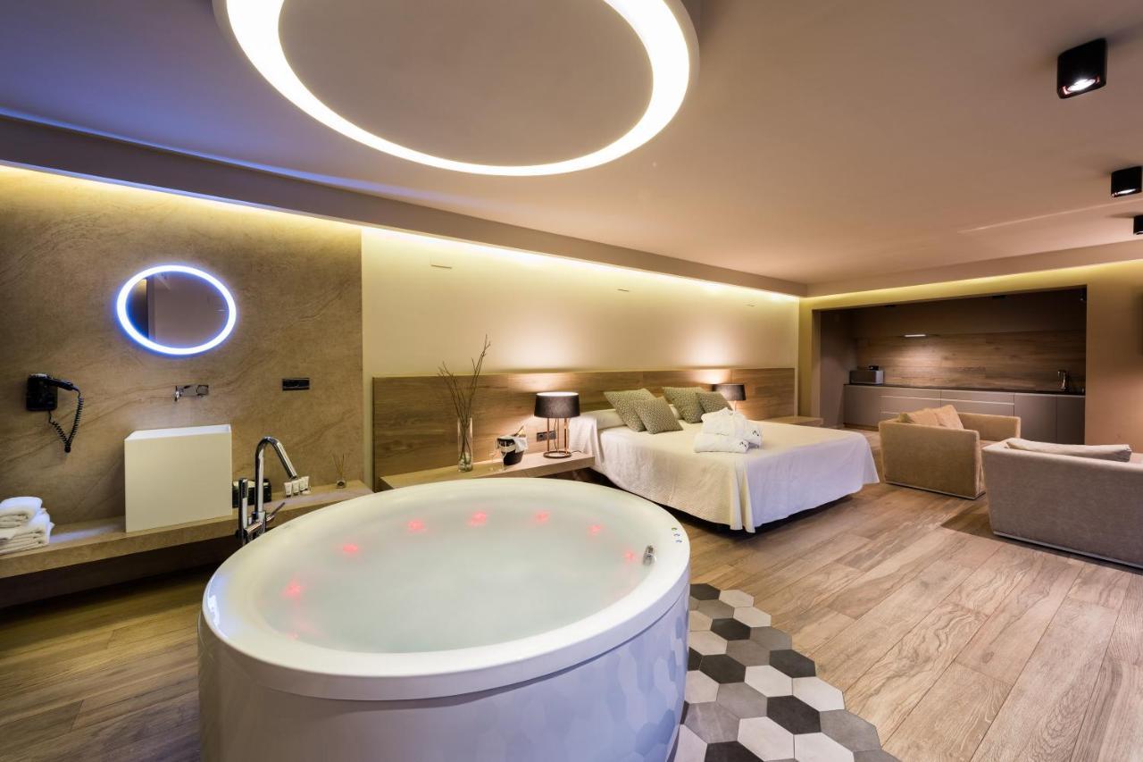 Suites Finca Los Olivos อัลกาลา เดล ฆูการ์ ภายนอก รูปภาพ